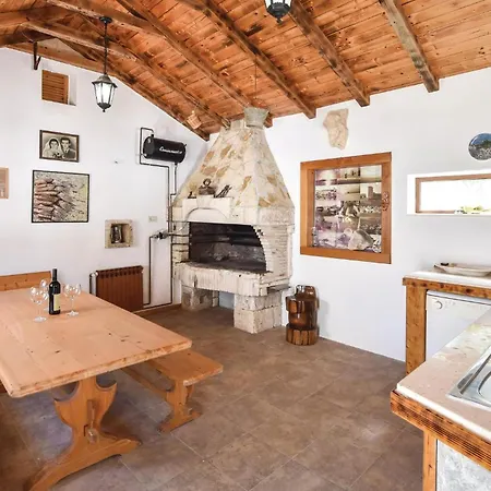 Gorgeous In Seget Donji With Kitchen * Trogir