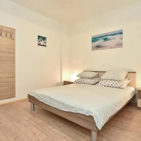 Cozy In Seget Donji Trogir
